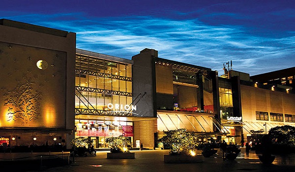 Featured Image of Shopping and Entertainment